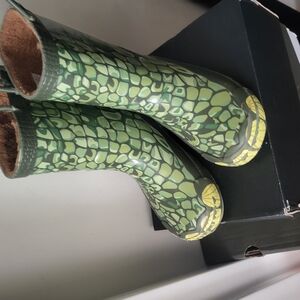 Green and Yellow Crocodile Pattern Rain Boots